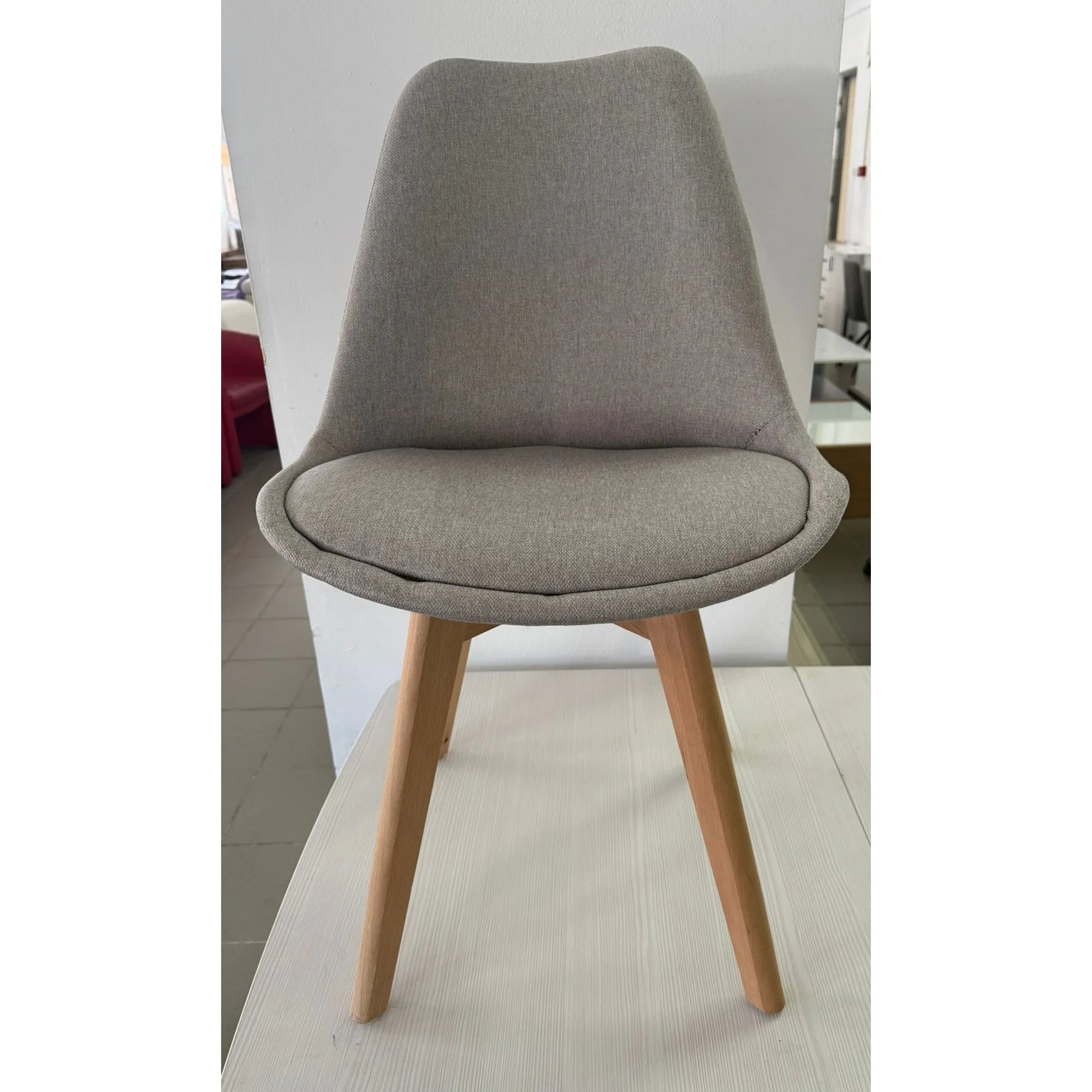 PRODUS RESIGILAT - Scaun K303, bej, stofa clasica/lemn, 48x54x83 cm