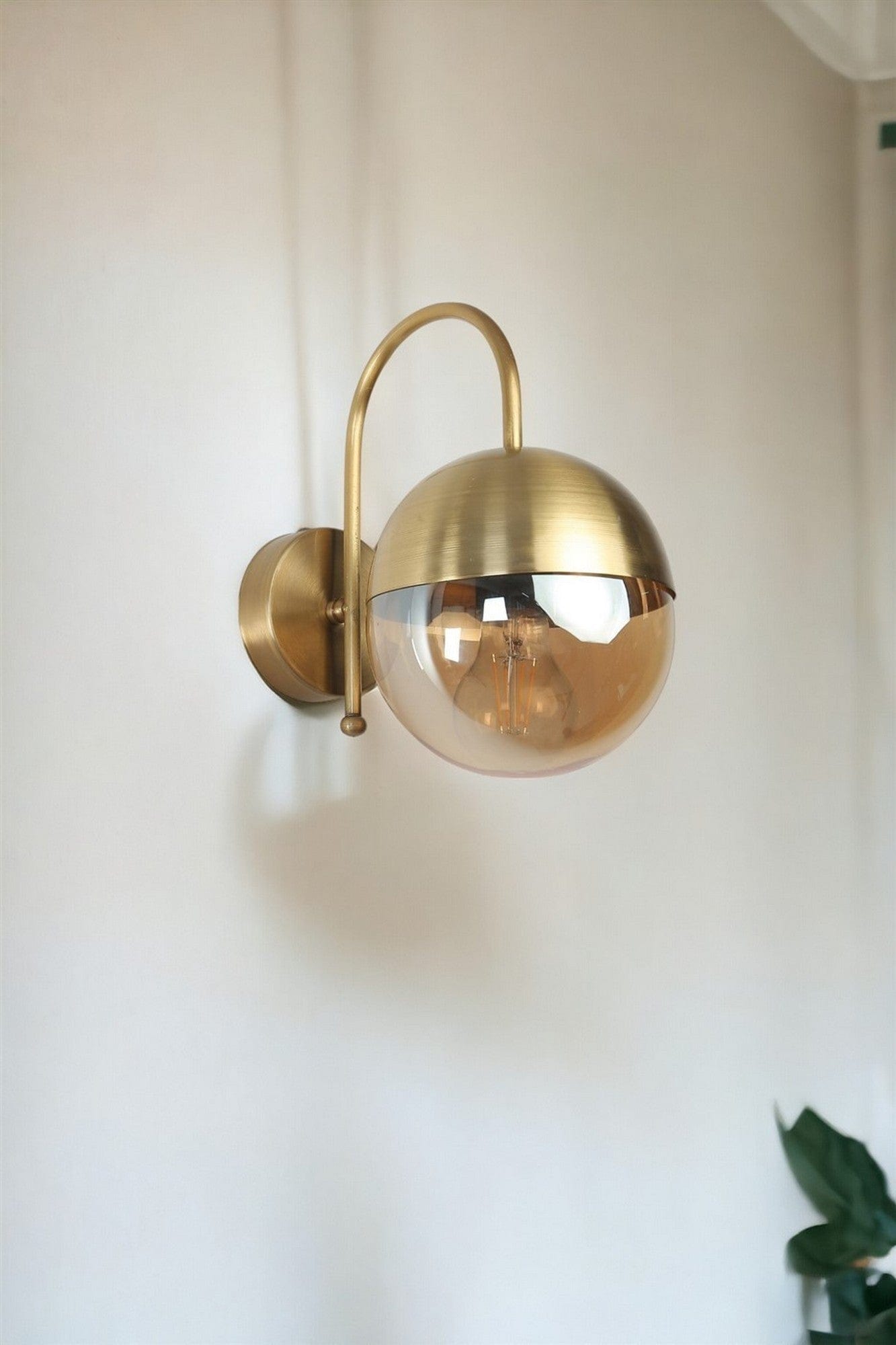 Aplica KURE 846STL4121, auriu, metal, 15x26x24 cm