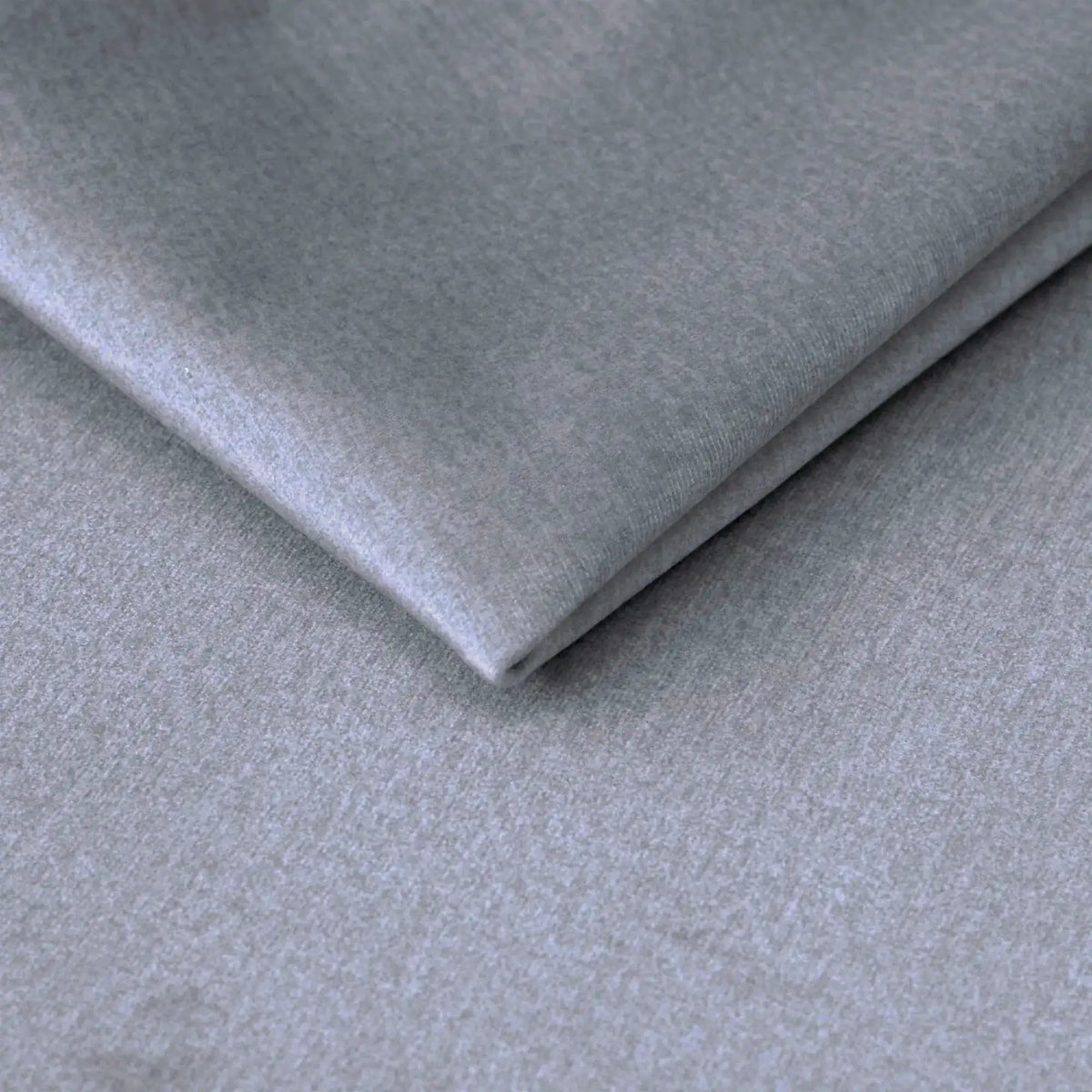 Canapea extensibila ALDO 3L, stofa catifelata gri - Monolith 84, cu lada depozitare, 227x102x87 cm
