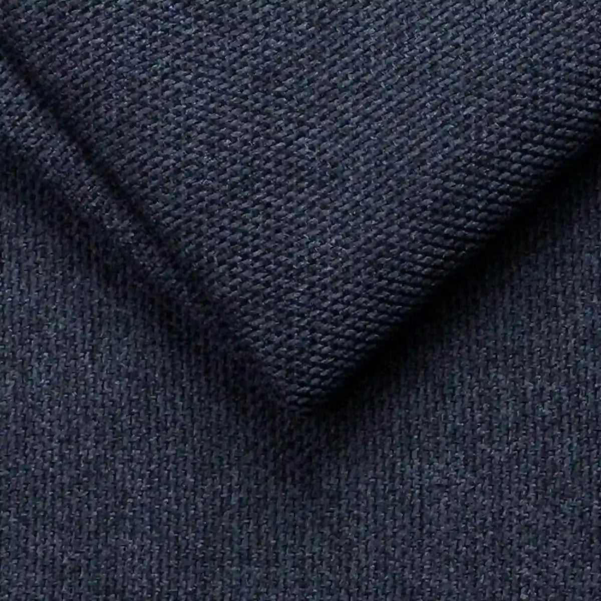 Coltar extensibil SOLANO, sezlong dreapta, stofa clasica albastru inchis - Austin 15, cu lada depozitare, 260x167x83 cm