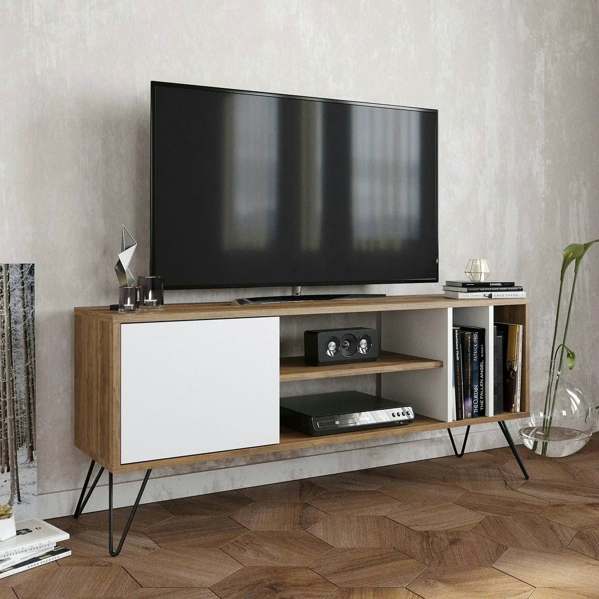 Comoda TV MISTICO-140, nuc/negru/alb, PAL melaminat, 140x36x59 cm