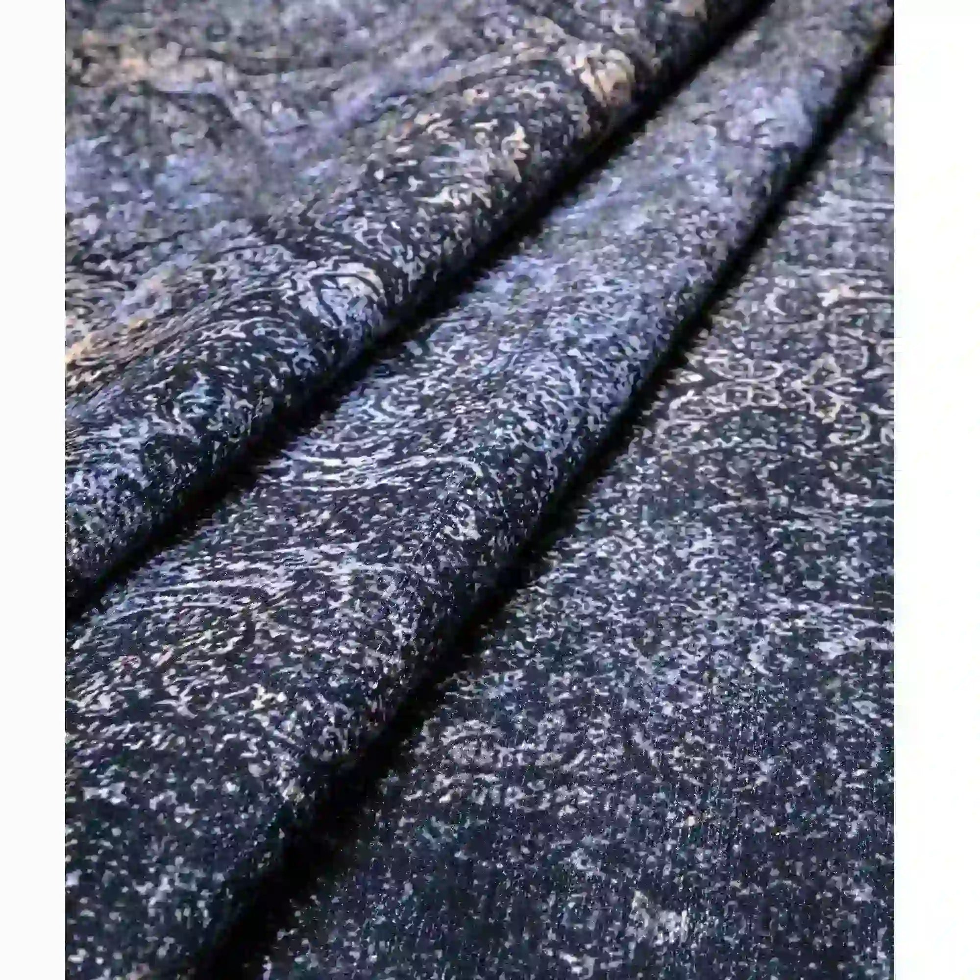 Covor 1058, 80x150 cm, forma dreptunghiulara, tesatura catifelata, albstru inchis