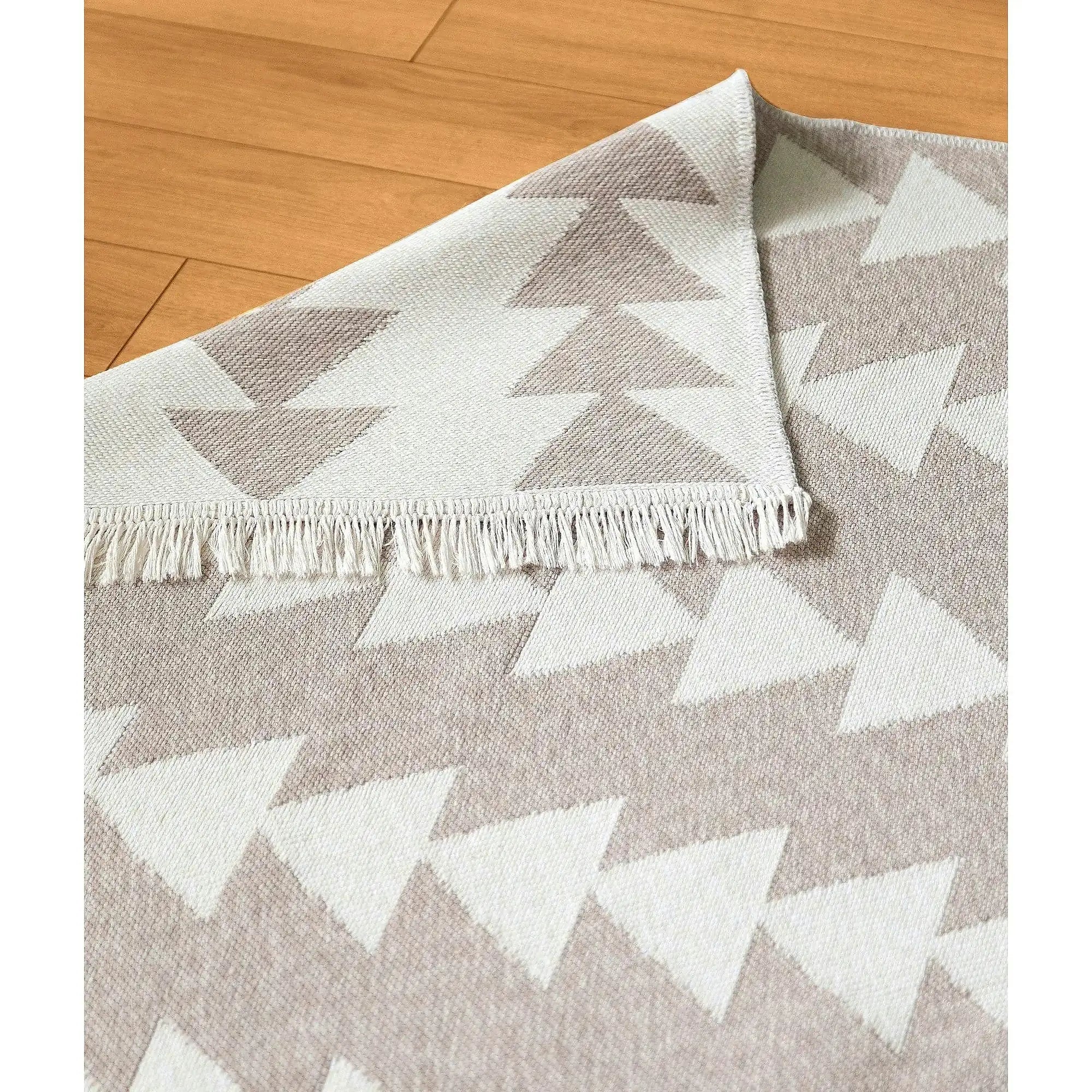 Covor 22994A, 80x150 cm, forma dreptunghiulara, bumbac, alb/bej
