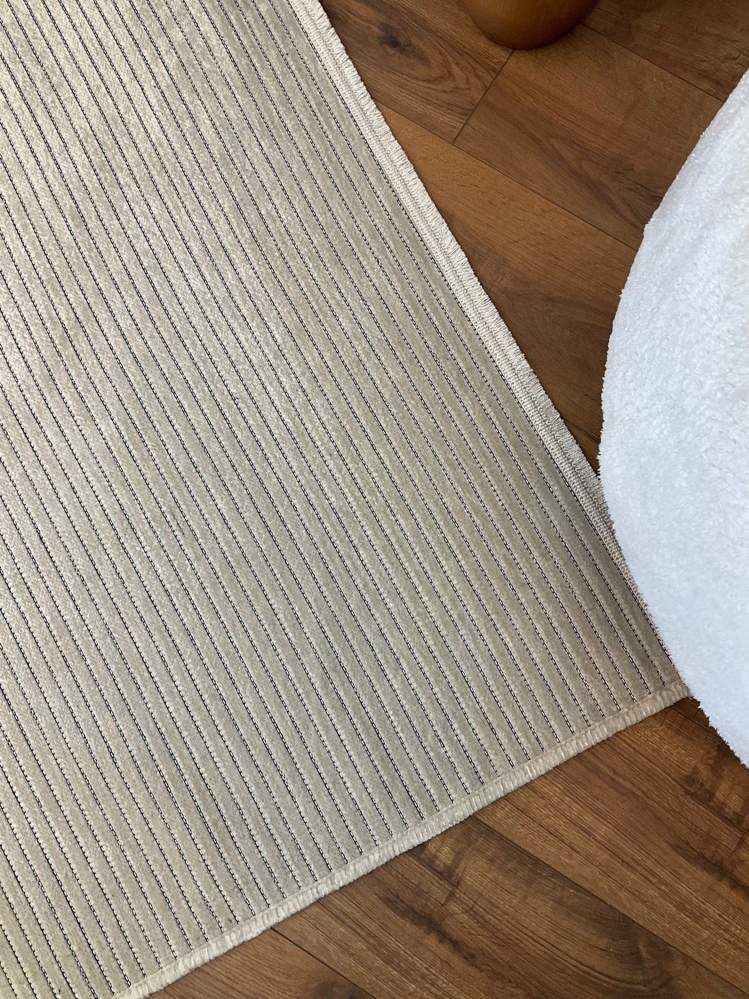 Covor 514SRZ2059, 80x150 cm, forma dreptunghiulara, material tesut, crem