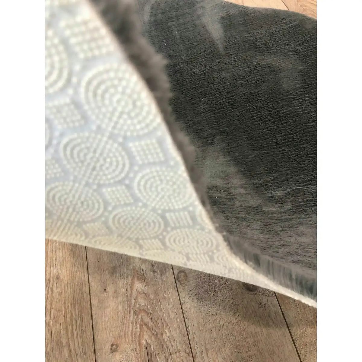 Covor POST PLUSH, 60x90 cm, forma atipica, poliester, gri inchis