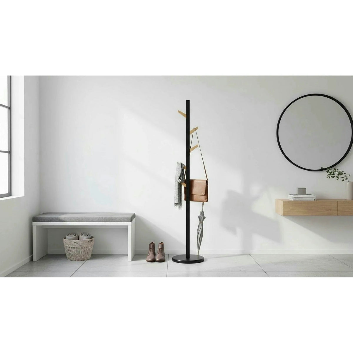 Cuier pom W66, negru/stejar, metal/lemn, 28x177 cm