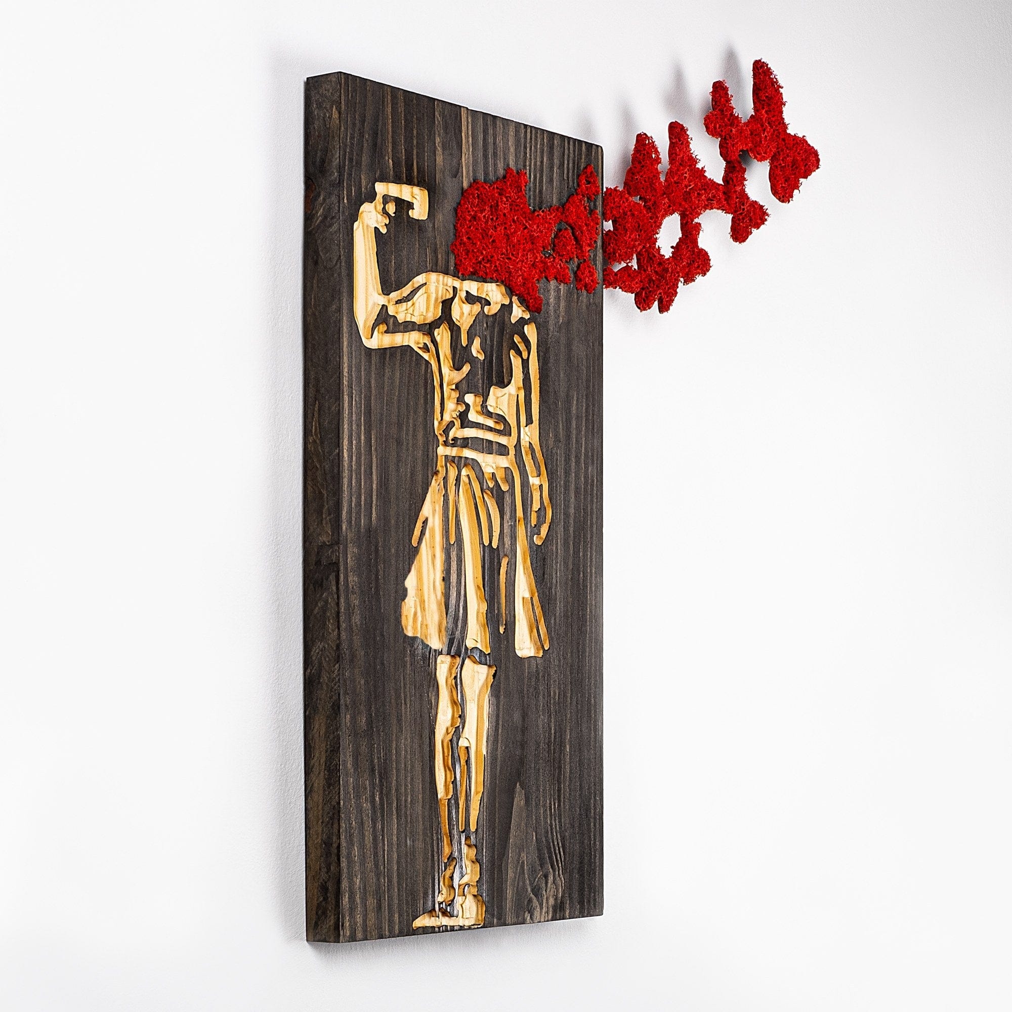 Decoratiune perete BANKSY-16-1, nuc/stejar/rosu, lemn, 70x3x62 cm