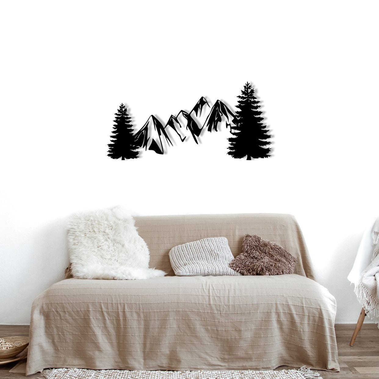 Decoratiune perete PINE, negru, metal, 70x33 cm