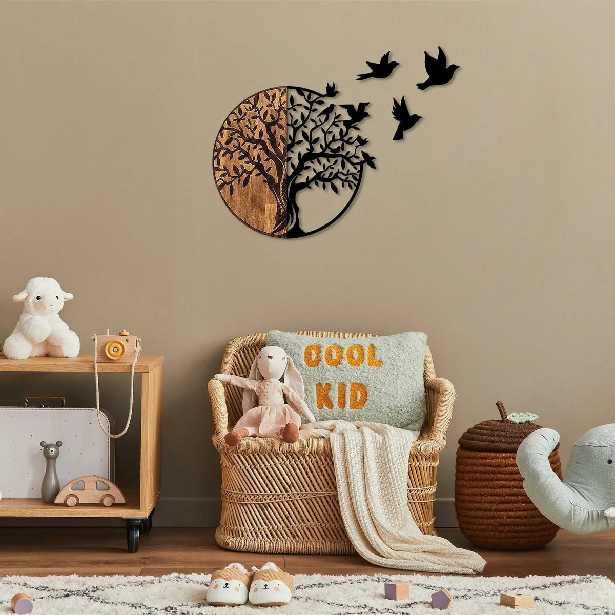 Decoratiune perete TREE AND BIRDS 322, negru/nuc, metal/lemn, 92x3x71 cm