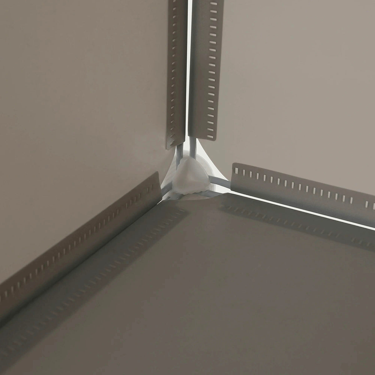 Dulap ATREY, gri, metal/plastic, cu 8 usi, 74x37x148 cm