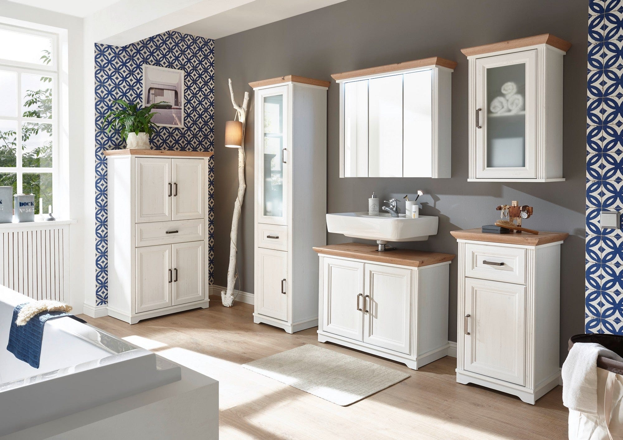 Dulap baie suspendat JASMIN, alb/stejar artisan, PAL, cu o usa, 48x33x76 cm