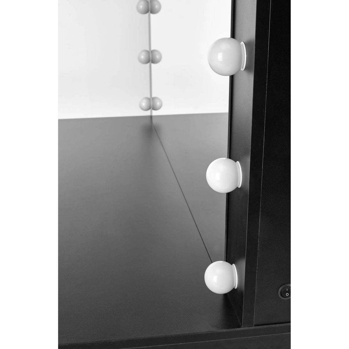 Masa de toaleta HOLLYWOOD XL, negru, PAL furniruit, cu oglinda si iluminare LED, 120x55x140 cm
