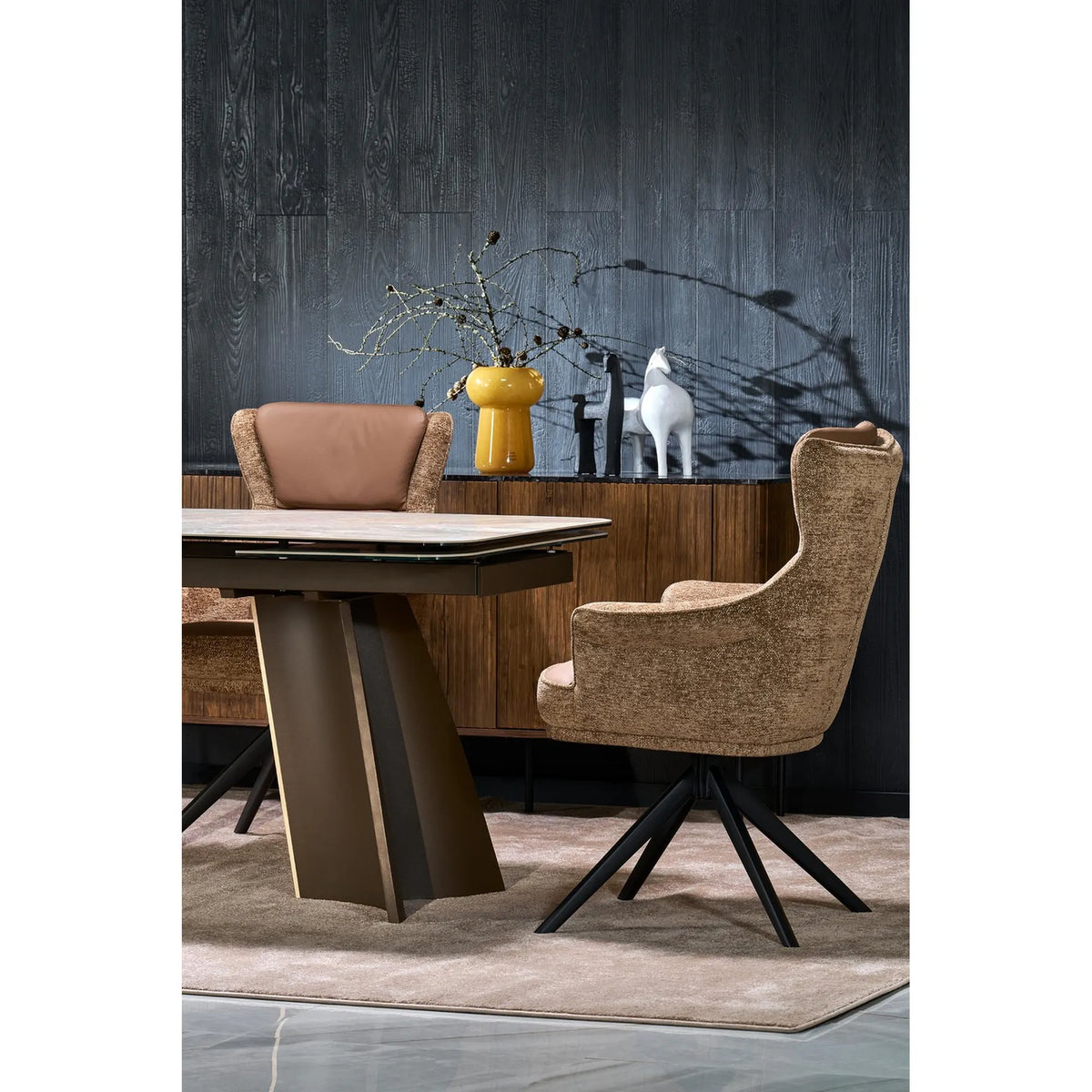 Scaun rotativ K611, maro, piele ecologica/stofa, 64x66x96 cm