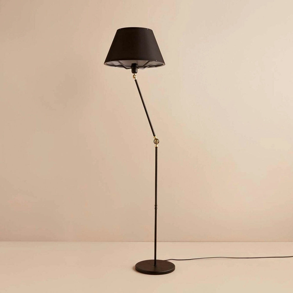 Lampadar AYD-3477, negru, PVC/metal, 38x150 cm