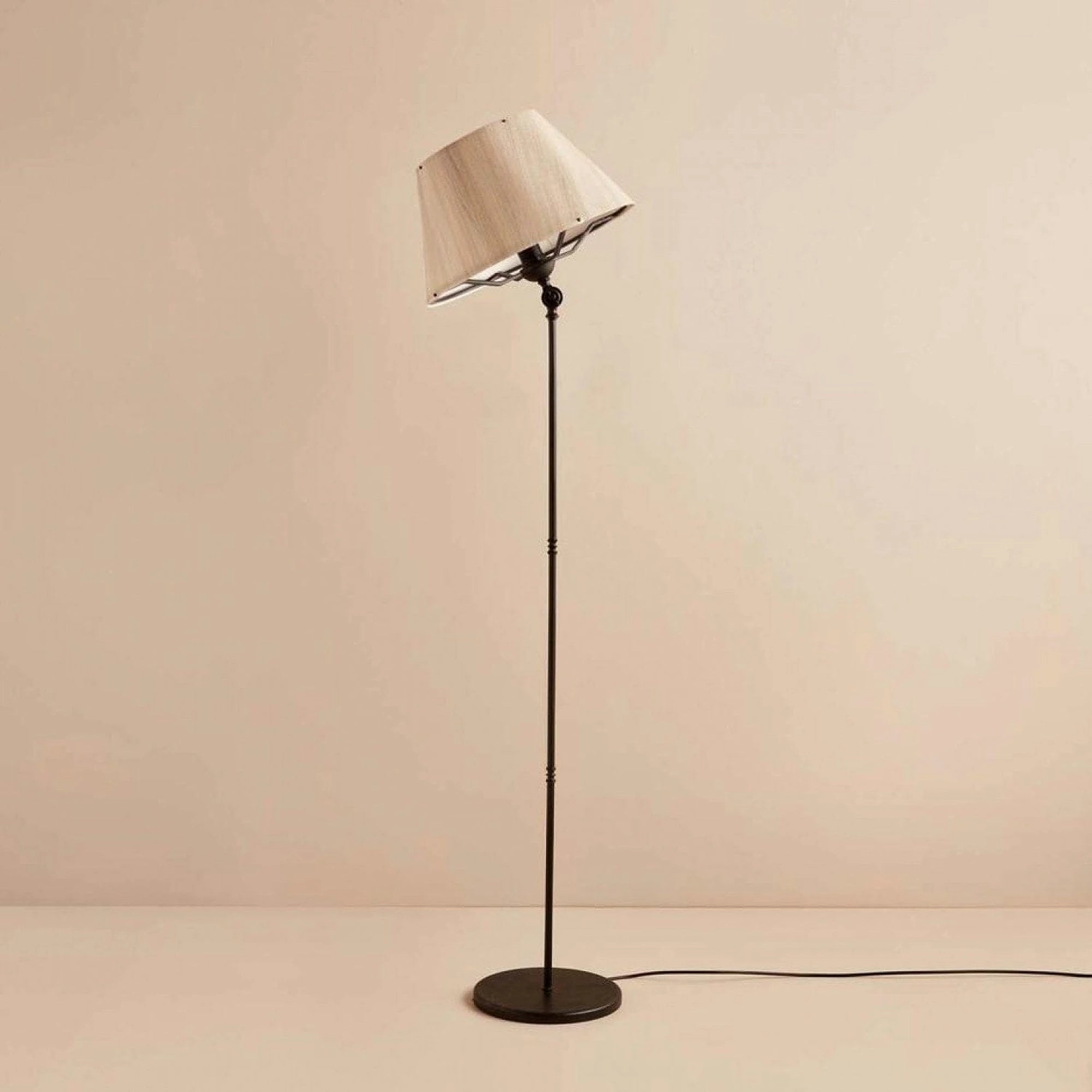 Lampadar AYD-3485, crem/negru, PVC/metal, 38x143 cm