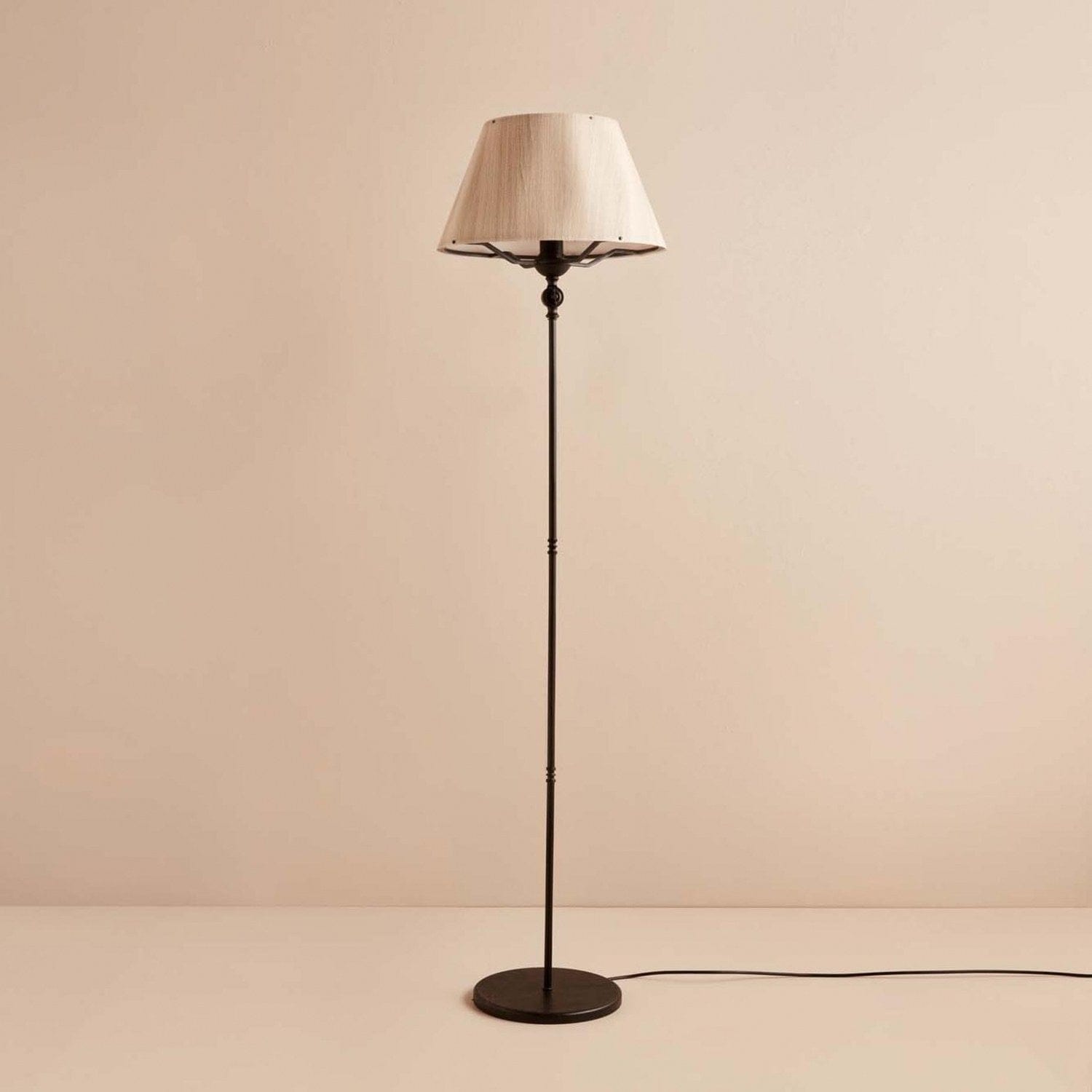 Lampadar AYD-3485, crem/negru, PVC/metal, 38x143 cm