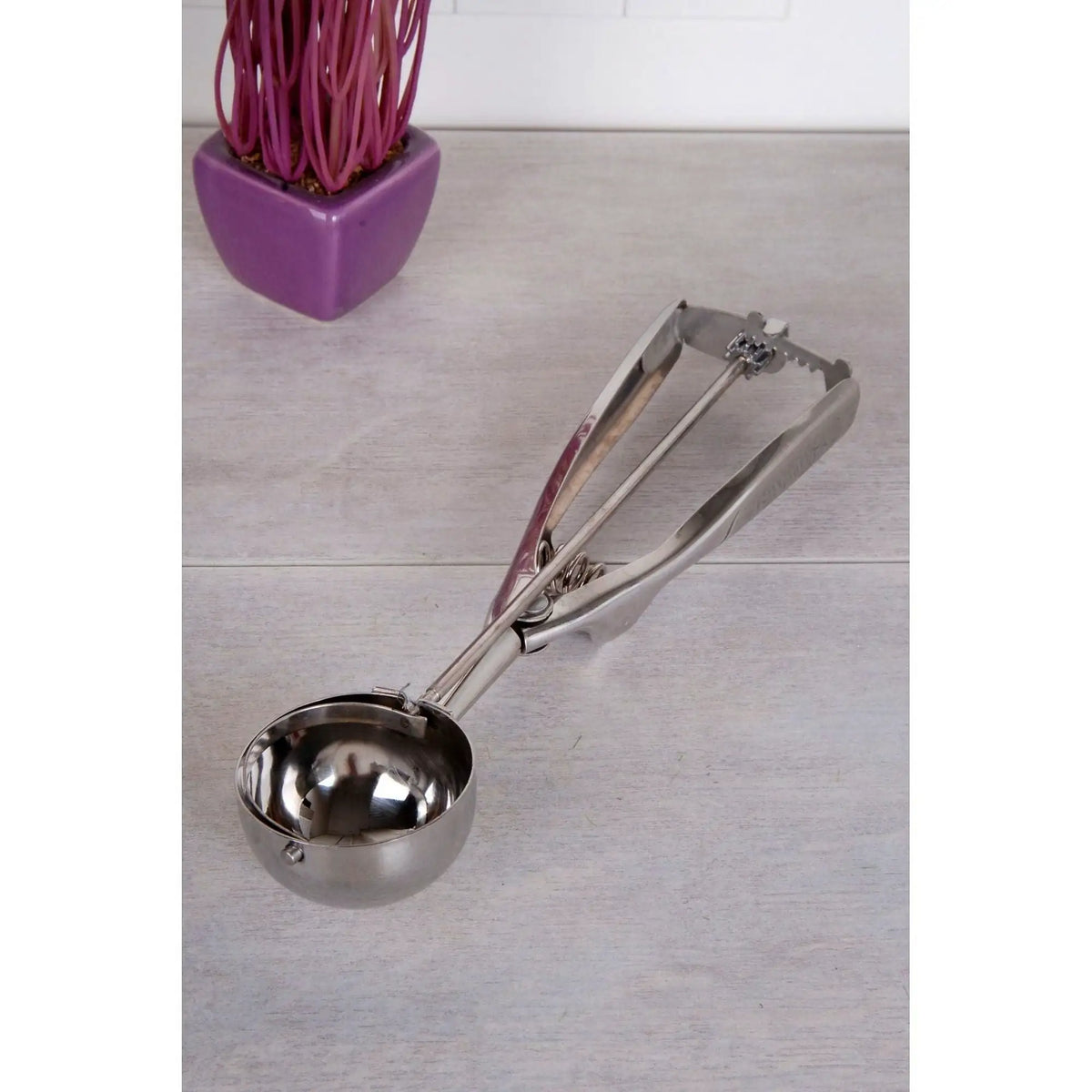 Lingura pentru inghetata C-ZZ-16027, crom, metal, 6x22 cm