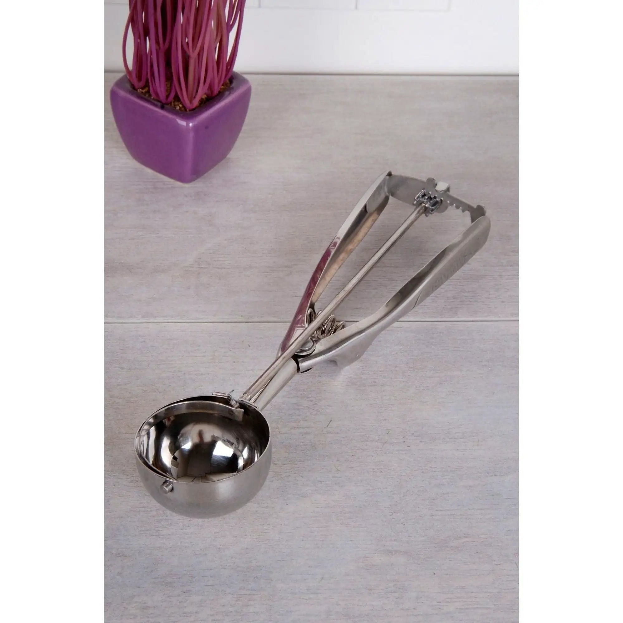 Lingura pentru inghetata C-ZZ-16027, crom, metal, 6x22 cm