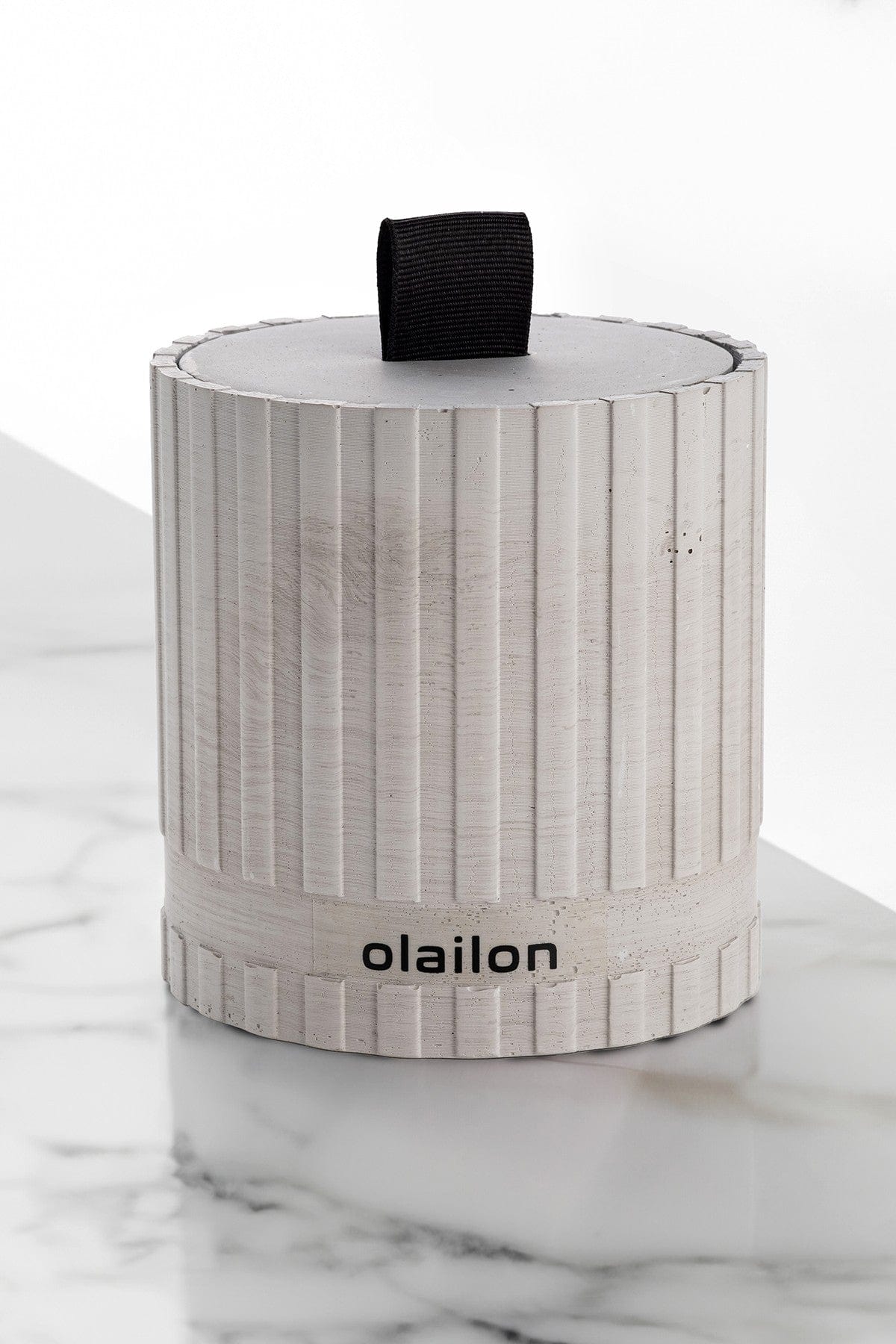 Lumanare SUTUN, gri/negru, beton/parafina, 8x9 cm