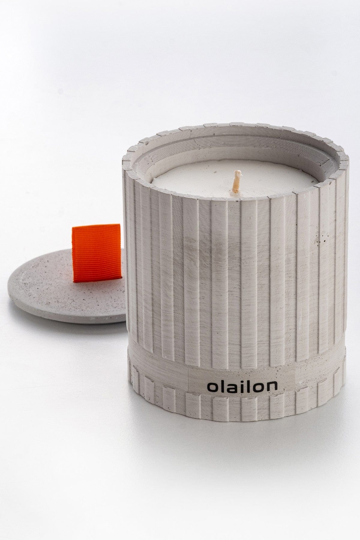 Lumanare SUTUN, gri/portocaliu, beton/parafina, 8x9 cm
