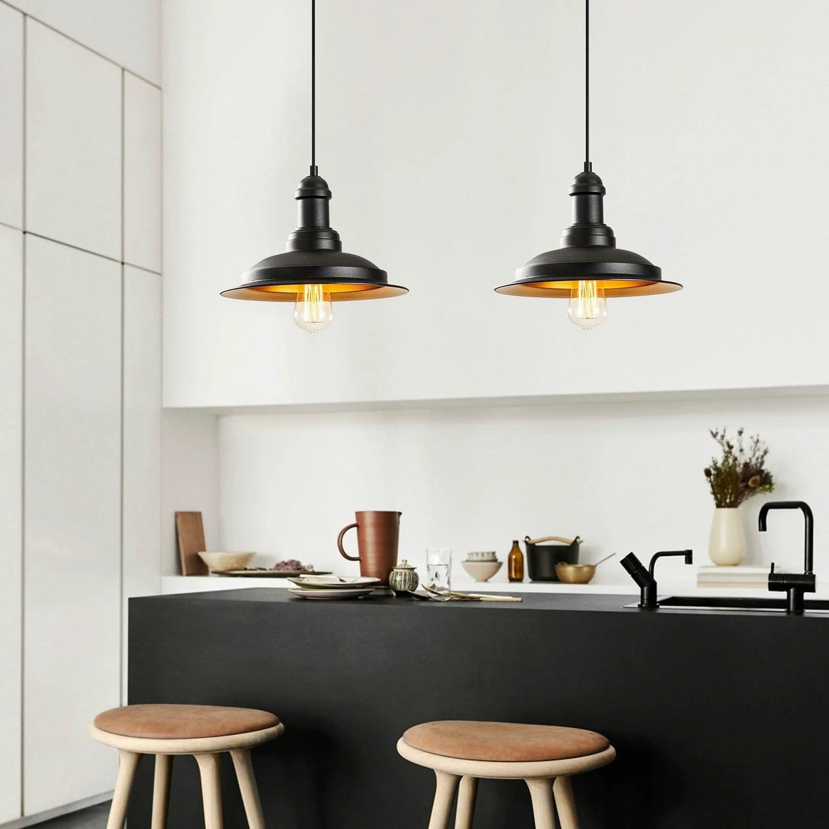 Lustra SAGLAM 3776, negru, metal, 62x30x38-128 cm