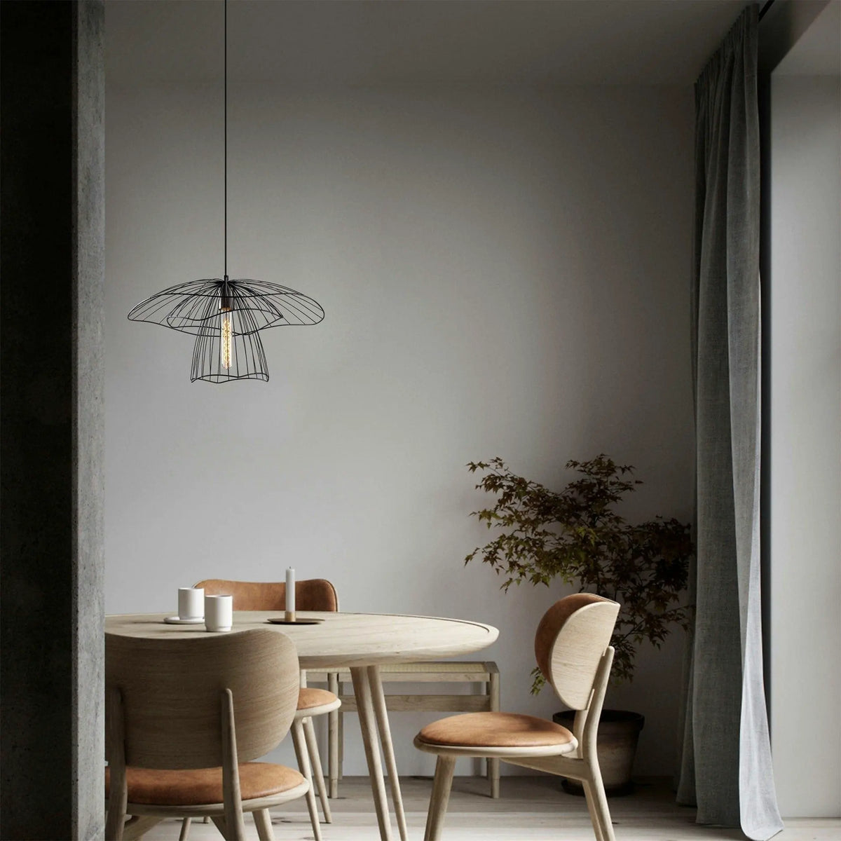 Lustra TEL 6504, negru, metal, 50x123 cm