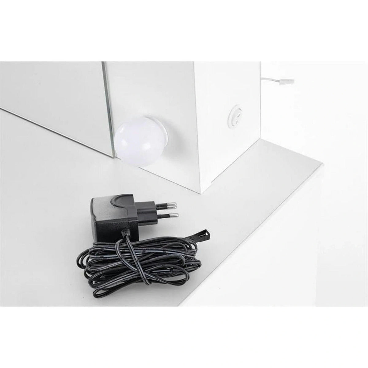 Masa de toaleta HOLLYWOOD, alb, PAL furniruit, cu oglinda si iluminare LED, 94x43x140 cm