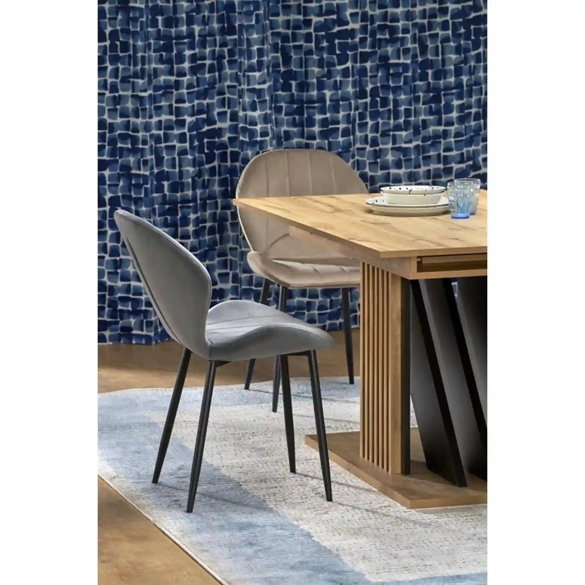 Masa extensibila FABIANO, stejar/negru, PAL laminat, 130/175x85x76 cm