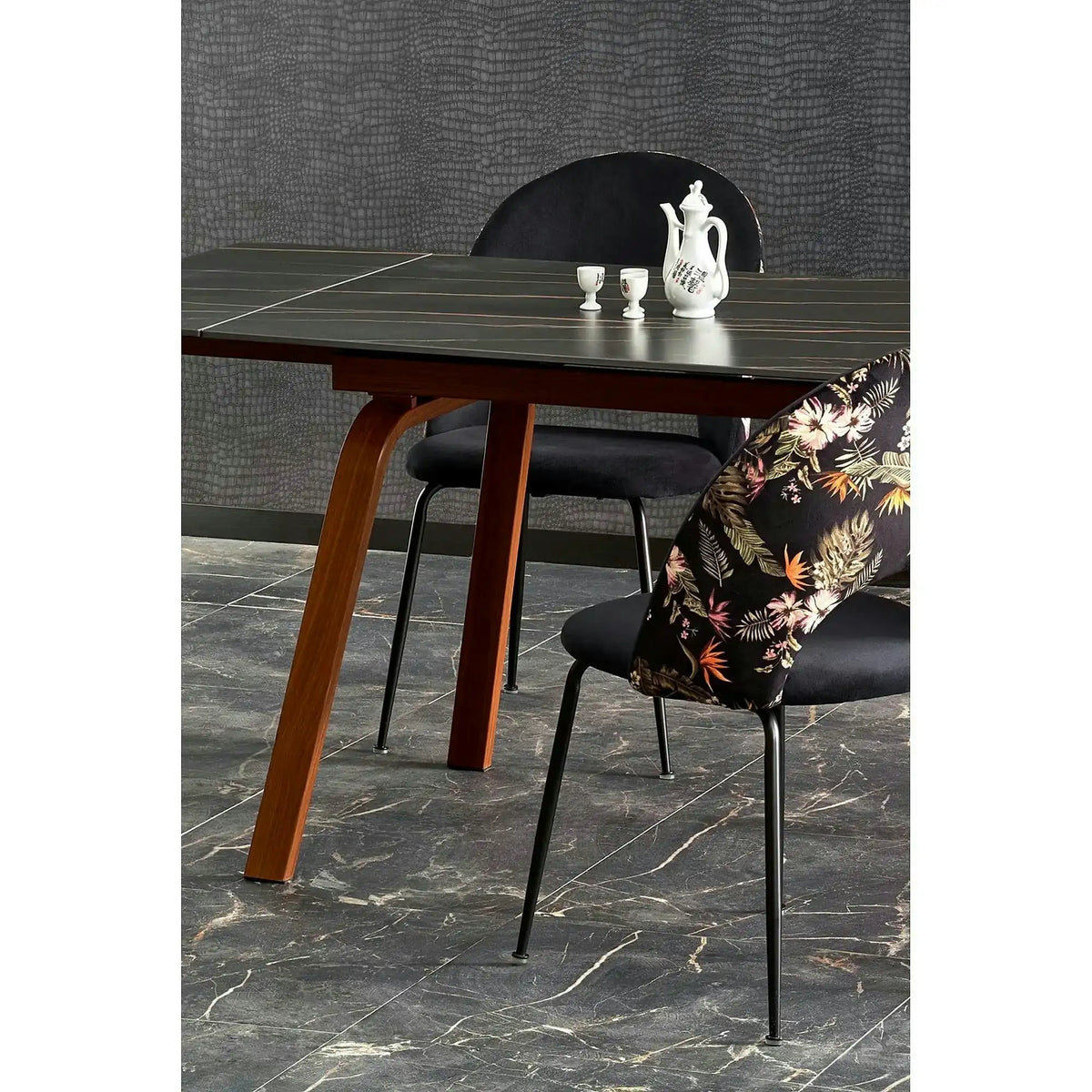 Masa extensibila LOZANO, maro/nuc, metal/piatra sinterizata, 140-200x82x76 cm