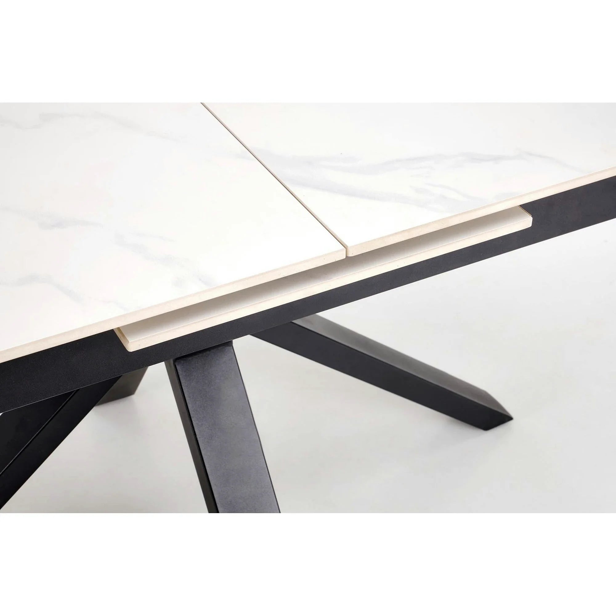 Masa extensibila PLATAN, alb cu efect de marmura/negru, piatra sinterizata/otel, 140/180x85x76 cm