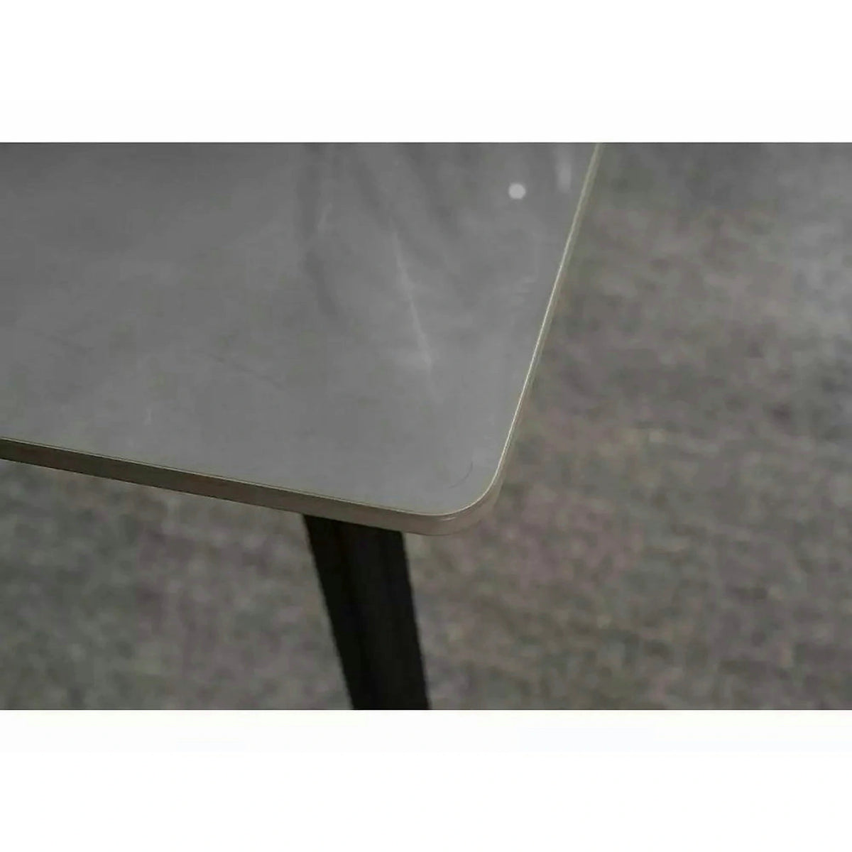 Masa IVY, alb cu efect de marmura/negru, ceramica/metal, 140x80x75 cm