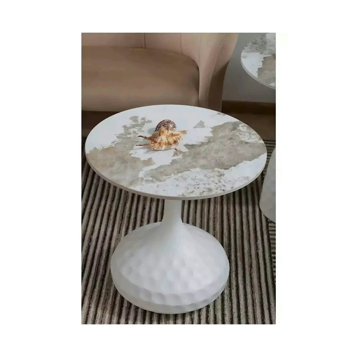 Masuta cafea SALO B, alb cu efect de marmura, ceramica/metal, 50x49 cm