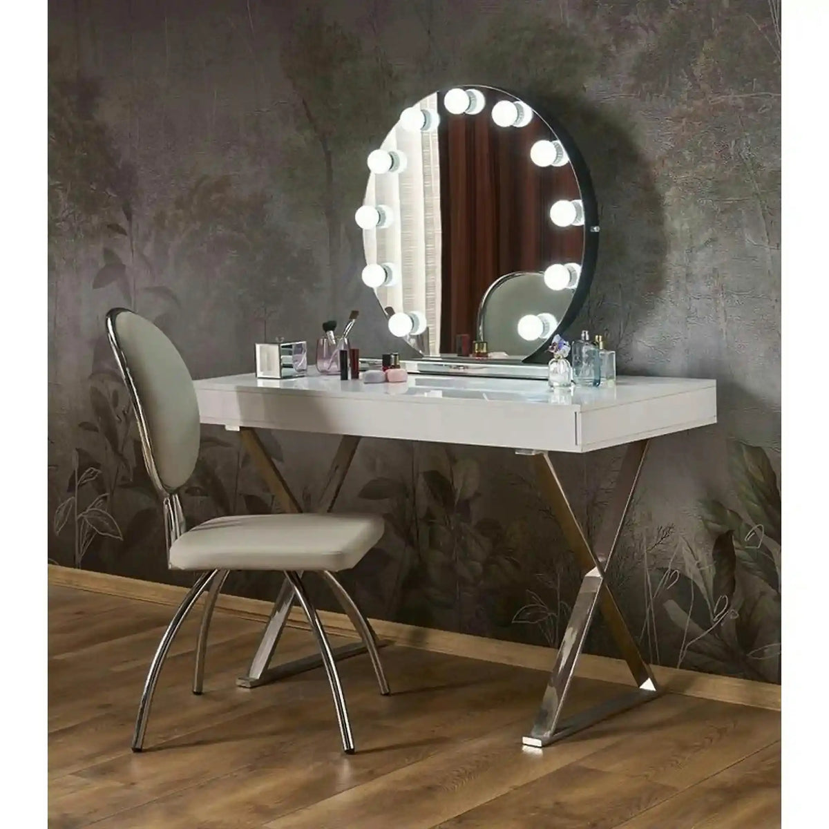 Oglinda TORANO, argintiu, cu iluminare LED, 70x70 cm