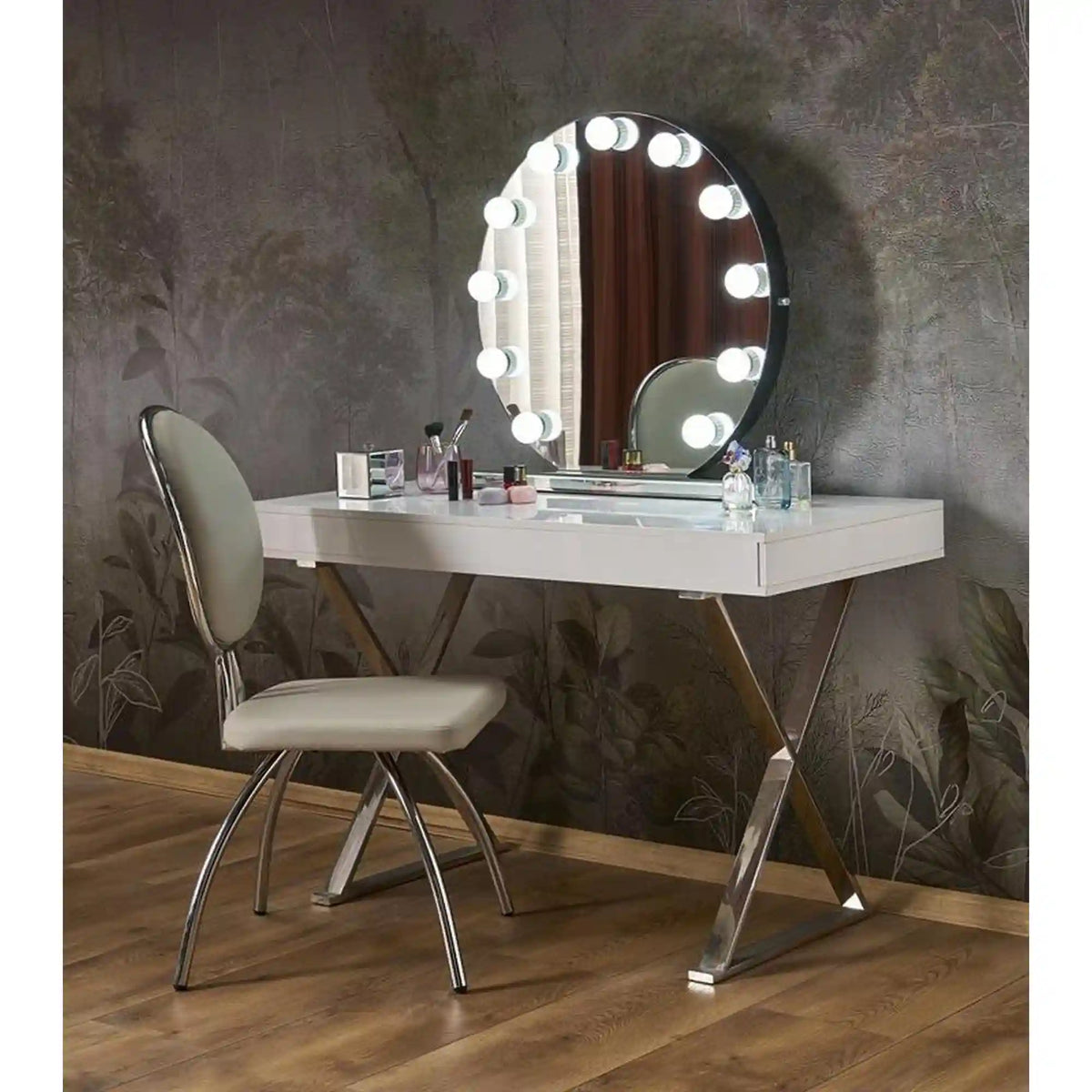 Oglinda TORANO, argintiu, cu iluminare LED, 70x70 cm
