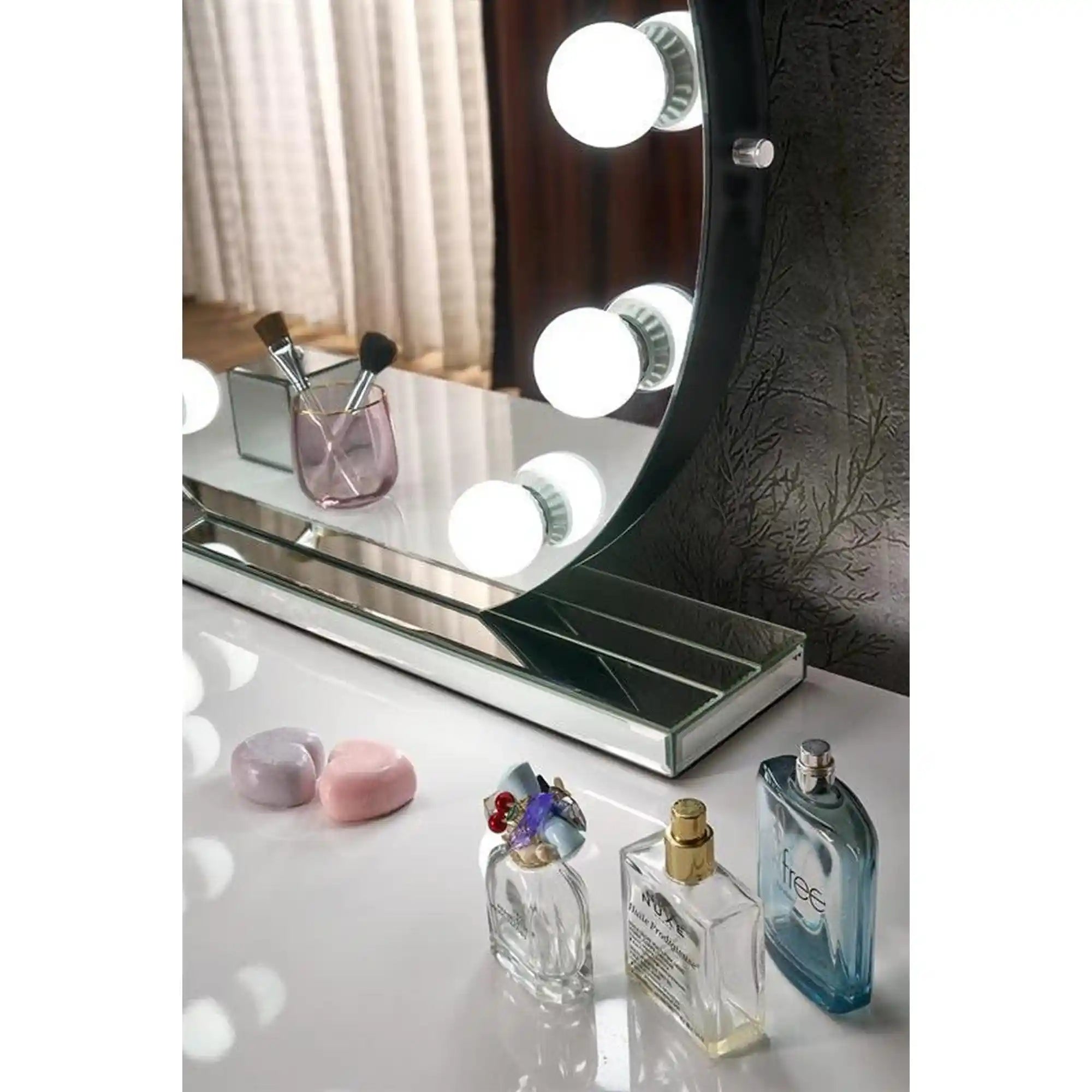 Oglinda TORANO, argintiu, cu iluminare LED, 70x70 cm