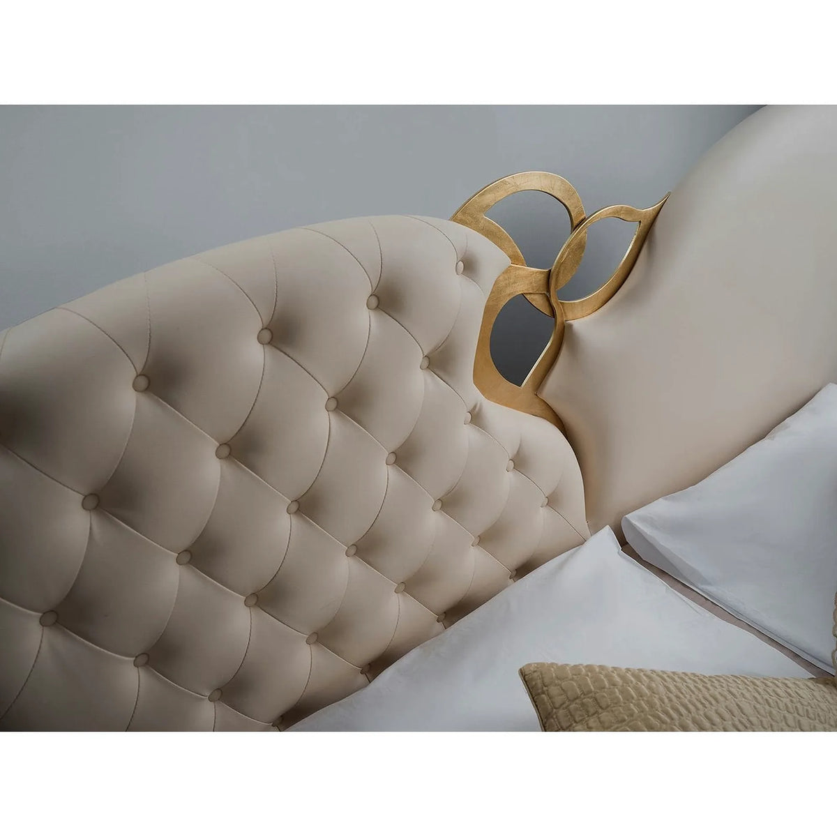 Pat MARILYN 160x200, piele ecologica crem, cu somiera metalica