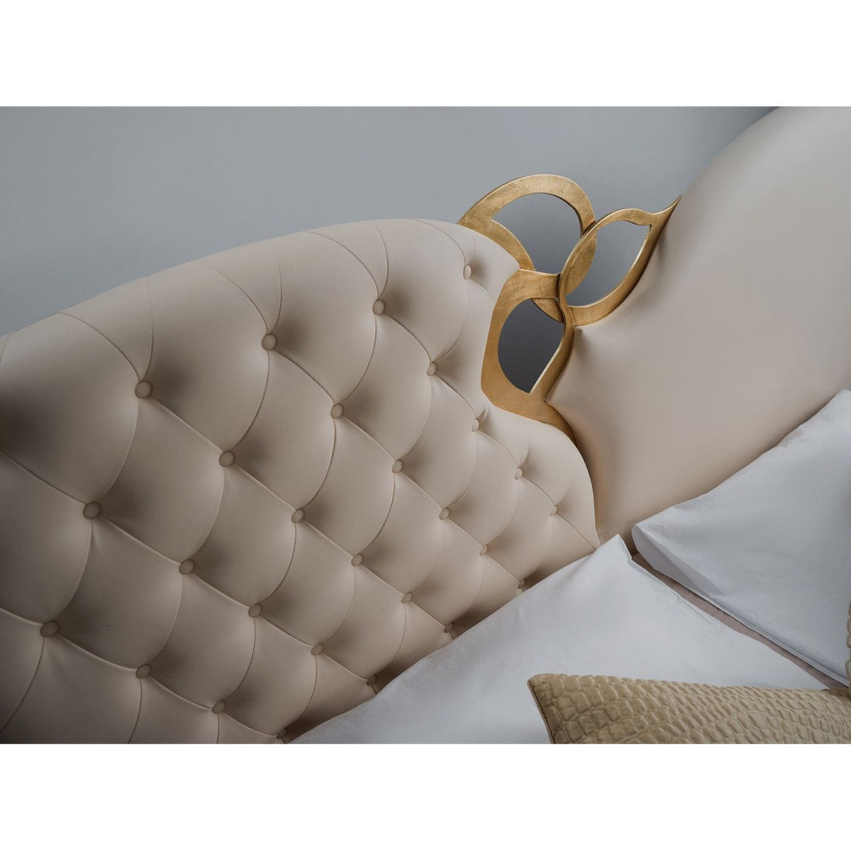 Pat MARILYN 160x200, piele ecologica crem, cu somiera metalica