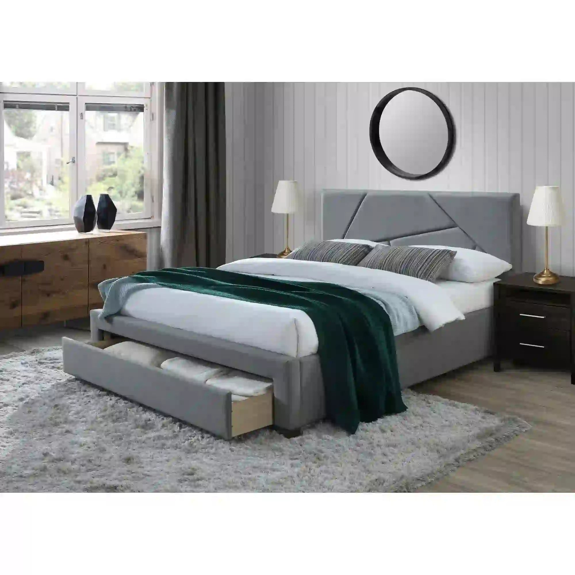 Pat matrimonial Valery 160x200, stofa catifelata gri, cu somiera si spatiu depozitare