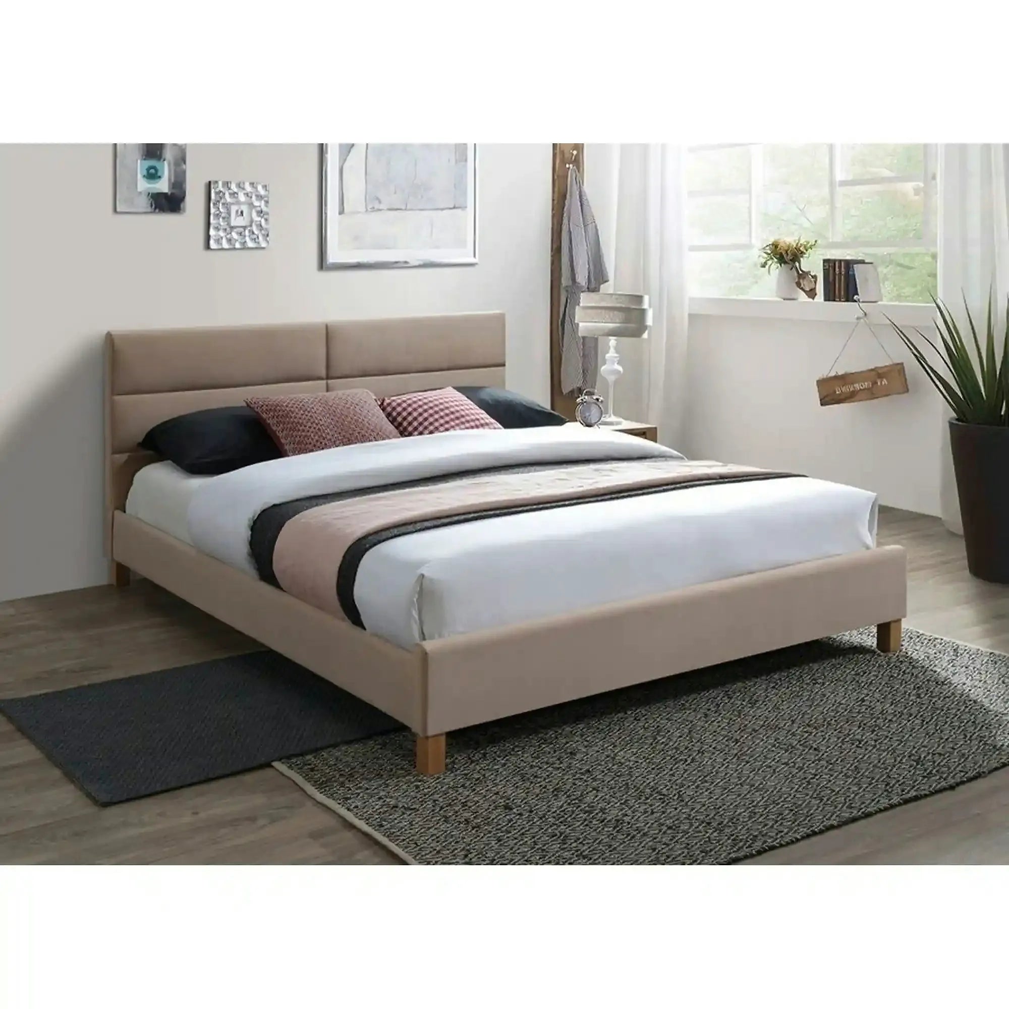 Pat tapitat lemn SIERRA 160x200, stofa catifelata bej deschis - Bluvel 28, somiera inclusa
