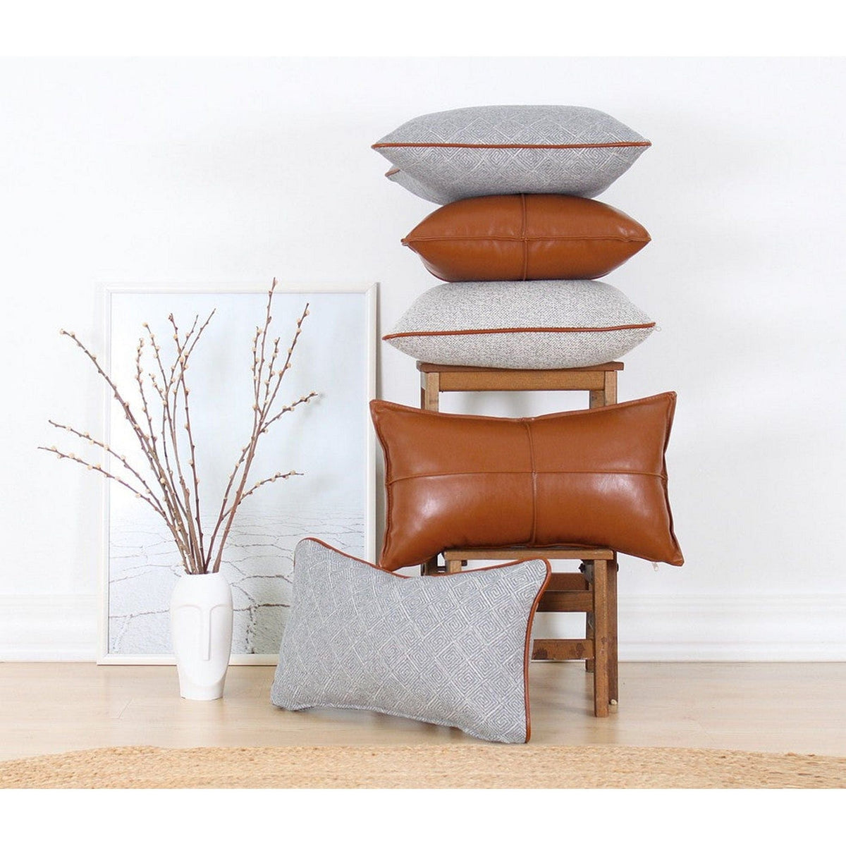 Perna 210FLF1116, maro, piele ecologica, 50x50 cm