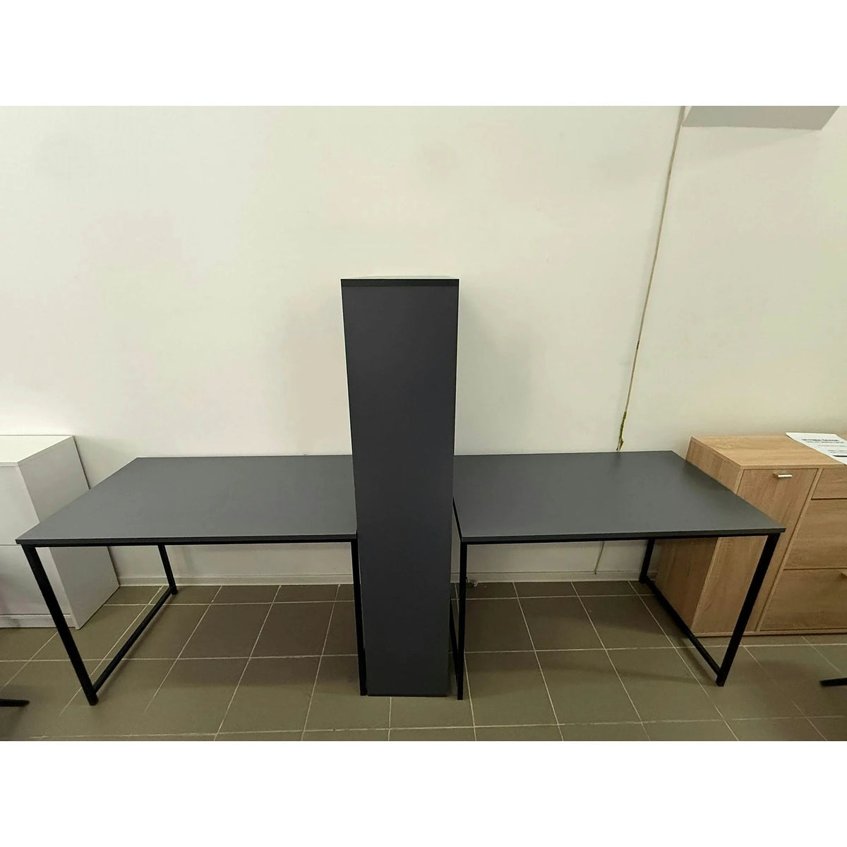 PRODUS RESIGILAT - Birou BUYUK BOY, gri antracit, PAL melaminat/metal, 240x60x142 cm