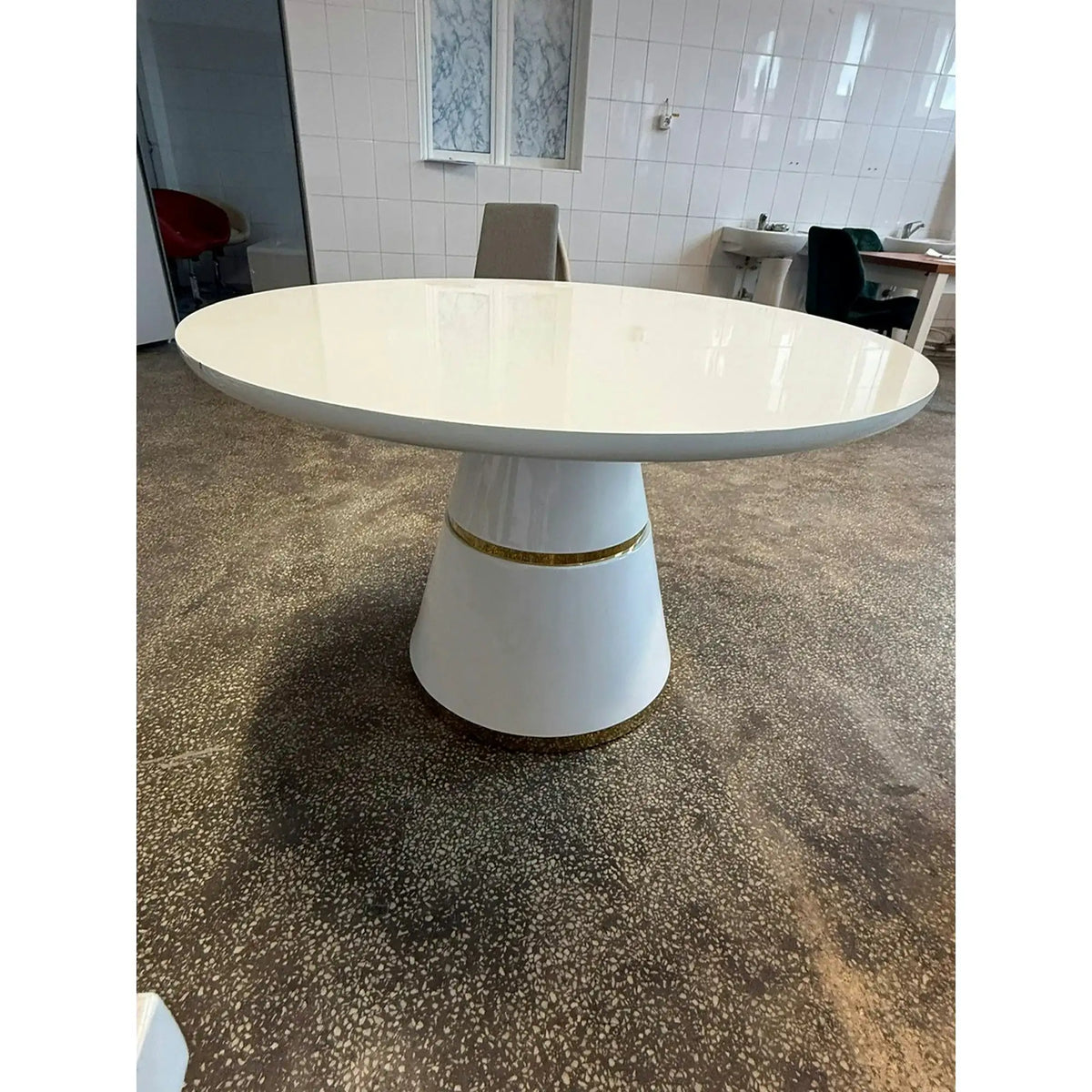 PRODUS RESIGILAT - Masa rotunda 120 VEGAS, alb/auriu, MDF/metal