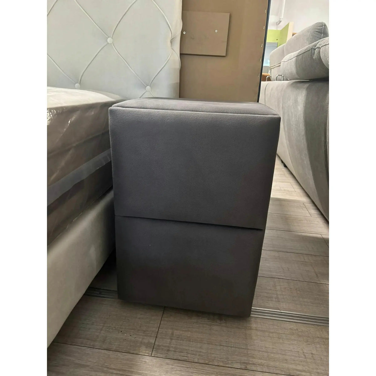 PRODUS RESIGILAT - Noptiera Lateks Comfort, gri, stofa, 50x45x50 cm