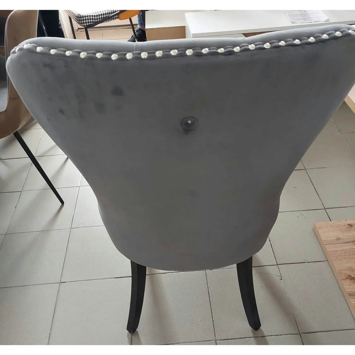 PRODUS RESIGILAT - Scaun AUGUST, gri/negru, stofa catifelata/lemn, 56x45x98 cm
