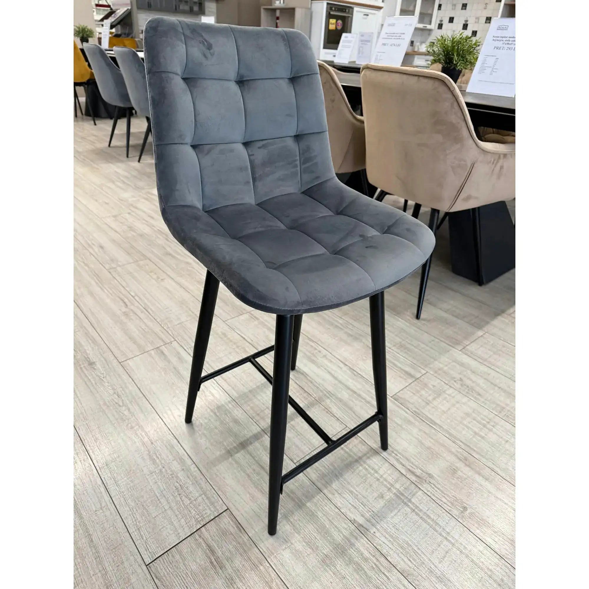 PRODUS RESIGILAT - Scaun bar CHIC H-2, gri/negru mat, stofa catifelata/metal, 46x51x90 cm