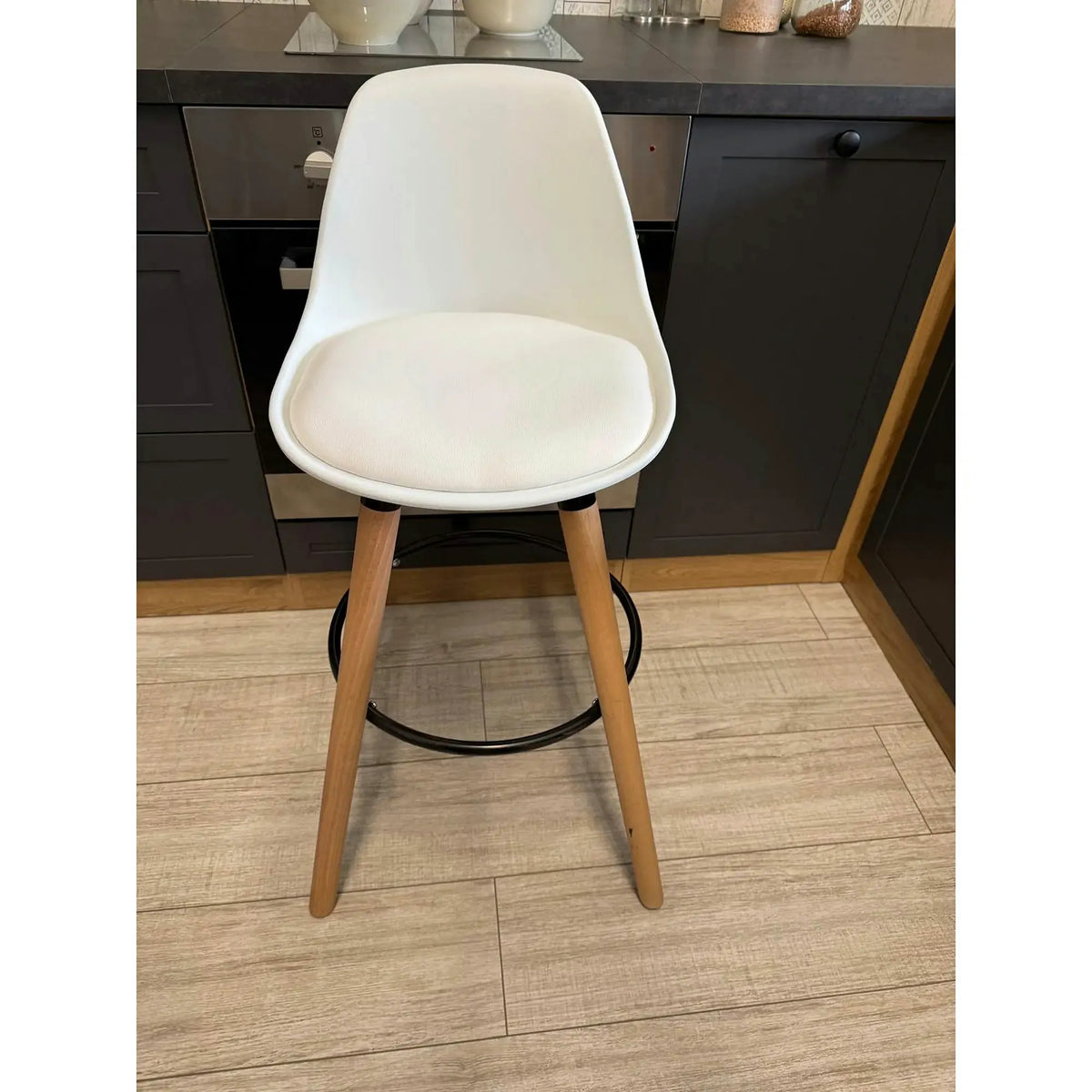PRODUS RESIGILAT - Scaun bar EVANS, alb/fag, piele ecologica/lemn, 38x45x91 cm