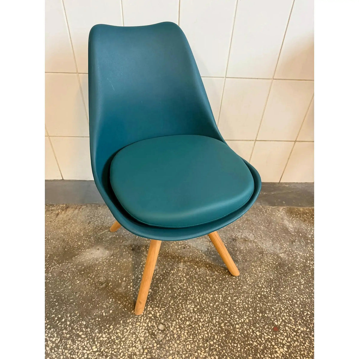 PRODUS RESIGILAT - Scaun K201, turcoaz/fag, piele ecologica/lemn de fag, 48x47x80 cm