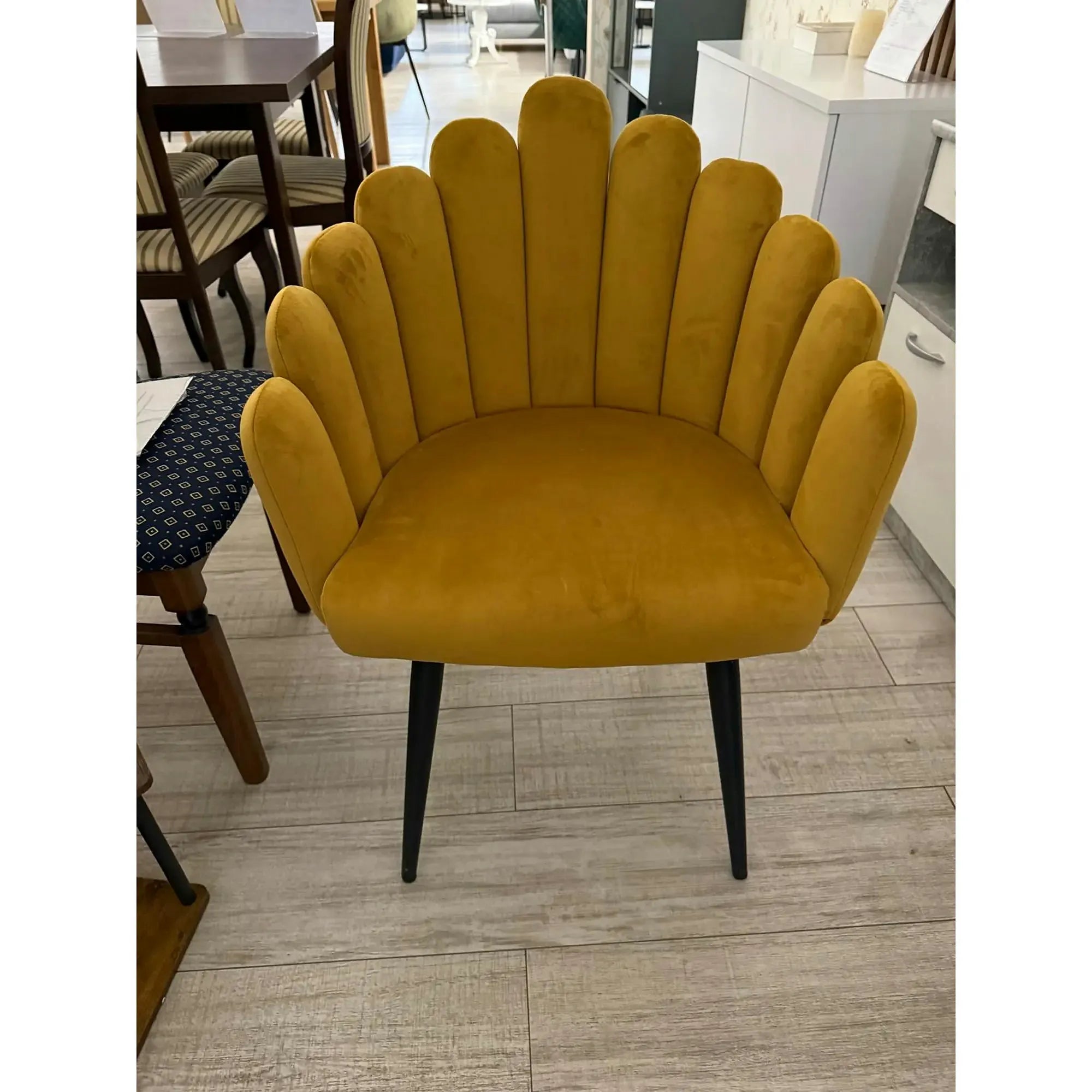PRODUS RESIGILAT - Scaun K410, galben mustar/negru, stofa catifelata/metal, 65x62x85 cm
