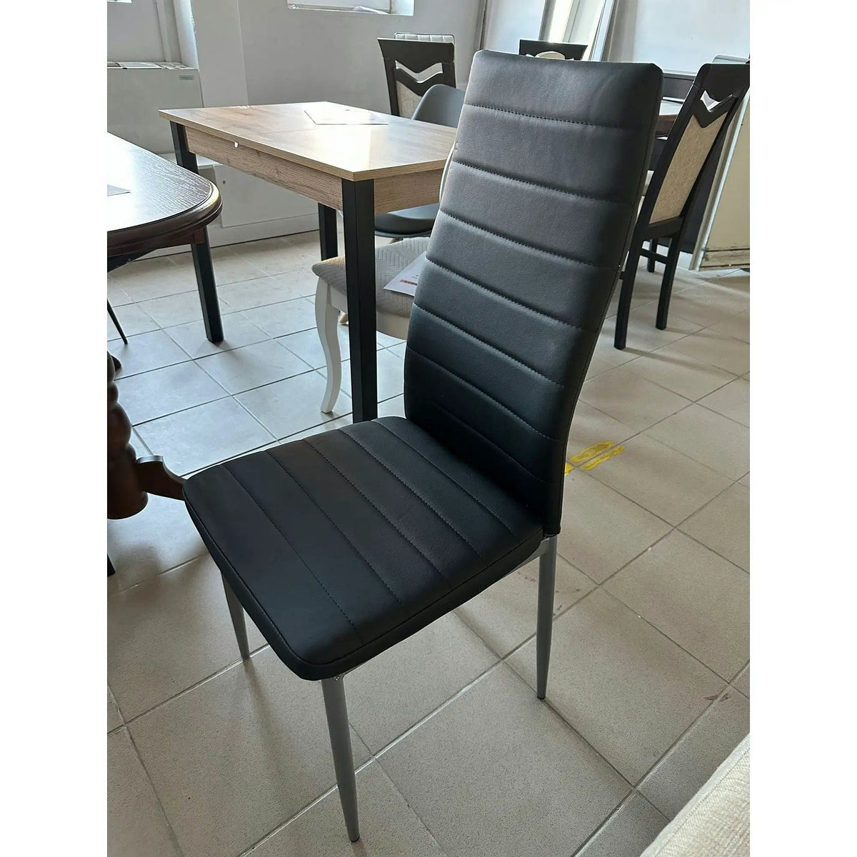 PRODUS RESIGILAT - Scaun tapitat H261 BIS, negru, piele ecologica, 40x38x96 cm