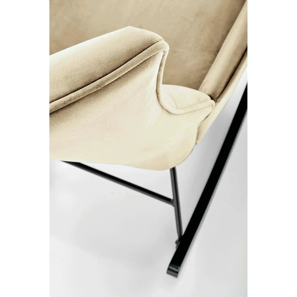 Scaun balansoar tapitat BAZALTO, bej/negru, stofa catifelata, 70x90x92 cm